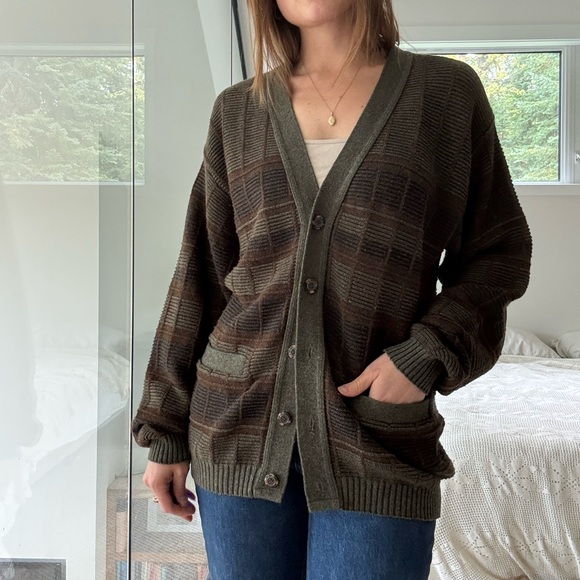 Vintage Sweaters - Vintage Grandpacore Plaid Button-Up Cardigan oversize small to large